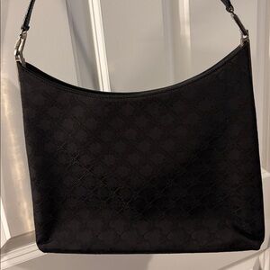 Vintage Elegant Black Salvatore Ferragamo hobo shoulder bag.